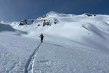 Svaneti: un paradiso per lo sci alpinismo tra le cime del Caucaso