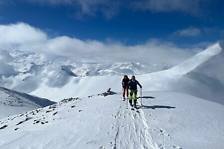 Svaneti: un paradiso per lo sci alpinismo tra le cime del Caucaso