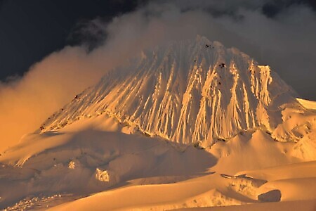 ALPAMAYO 5947 m. DIRETTA FRANCESE