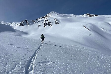 Svaneti: un paradiso per lo sci alpinismo tra le cime del Caucaso