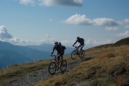 In MTB sull’Alta Via del Sale: due giorni dalle Alpi al mare (Low Cost)